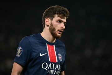 开云体育官方网站登陆-克瓦拉茨赫利亚：安菲尔德的气氛会很震撼，我们必须做好准备